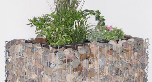 Højbed firkantet 130 cm x 60 cm x 60 cm (L x H x D), maskestørrelse 5 x 10 cm, vægtykkelse 10 cm