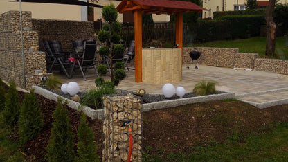 Sæt med 2 gabioner 100 cm x 50 cm x 50 cm (L x H x D), maskestørrelse 5 x 5 cm, spiralformet