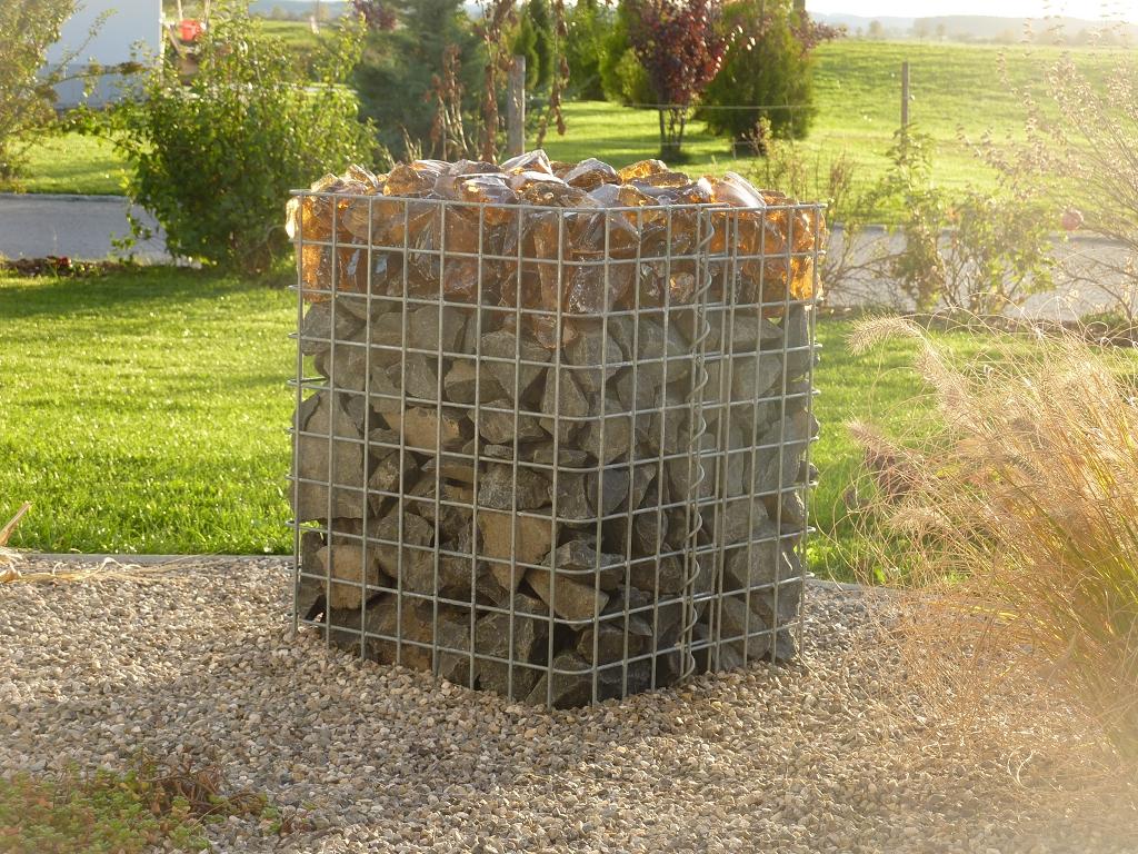 Columna de gaviones, angular 37 cm x 37 cm, 80 cm de altura, MW 5 cm x 5 cm